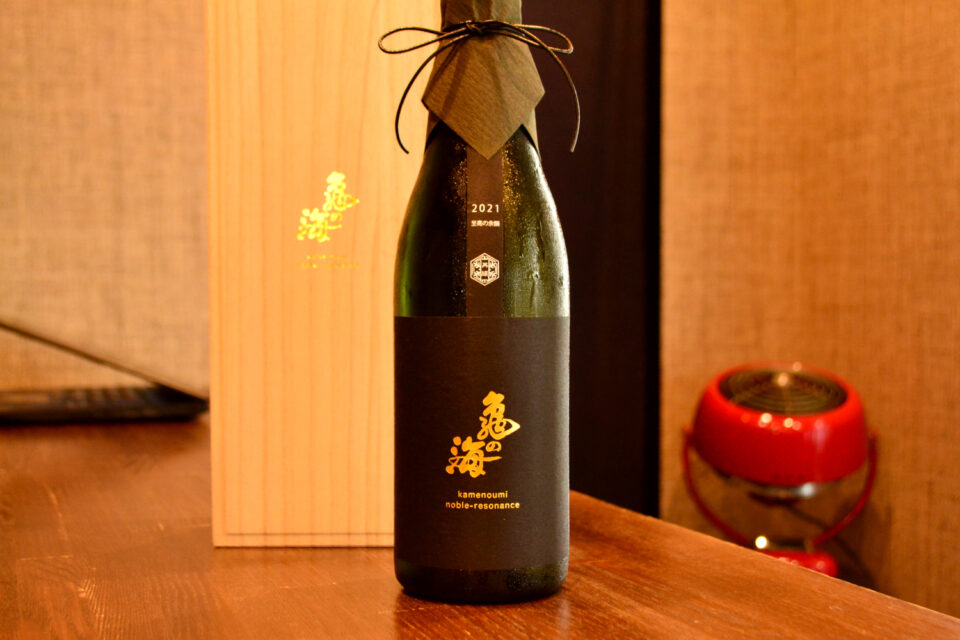 亀の海 noble-resonance 至高の余韻 720ml 亀の海 noble-resonance 至高の余韻 | 土屋酒造店